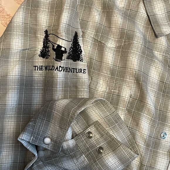 M's Big Sky Fishing Shirt 3x COOL & breathable
$94.95 USD - Picture 3 of 8